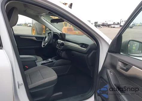 2022 Ford Escape Se z USA, uszkodzony, nr VIN 1FMCU9G64NUB42699